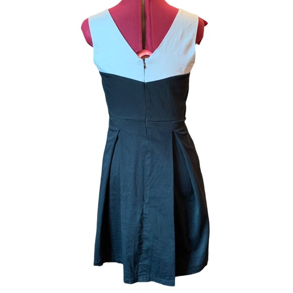 EVE LAVOIE -  Asymmetrical short sleeveless dress black and grey details medium - Picture 8 of 10